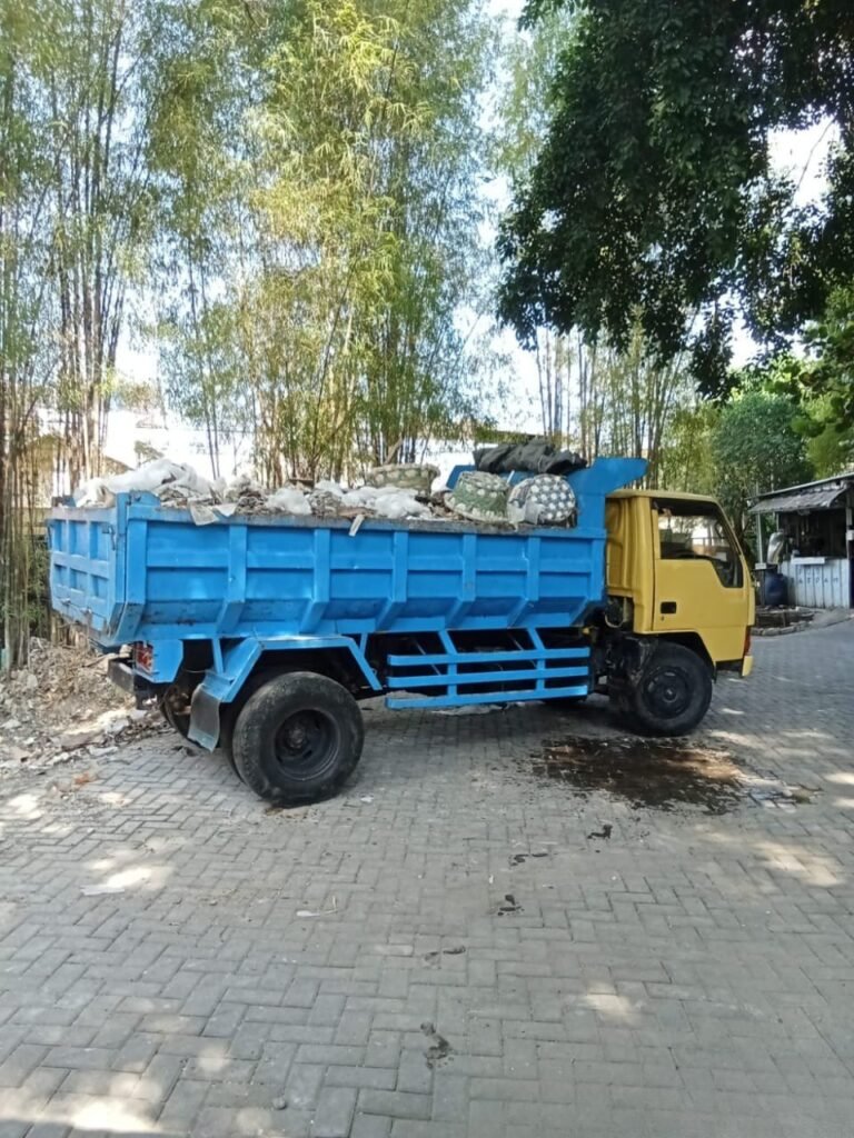 Jasa Buang Sampah Proyek